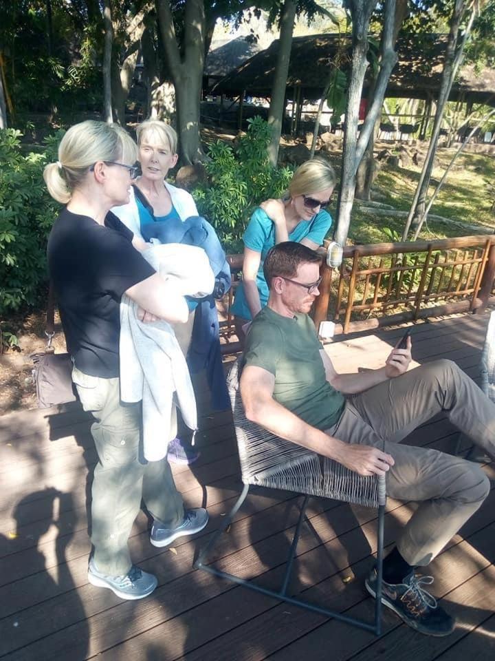 Jungle Breeze Home Stay Kasane Ngoại thất bức ảnh