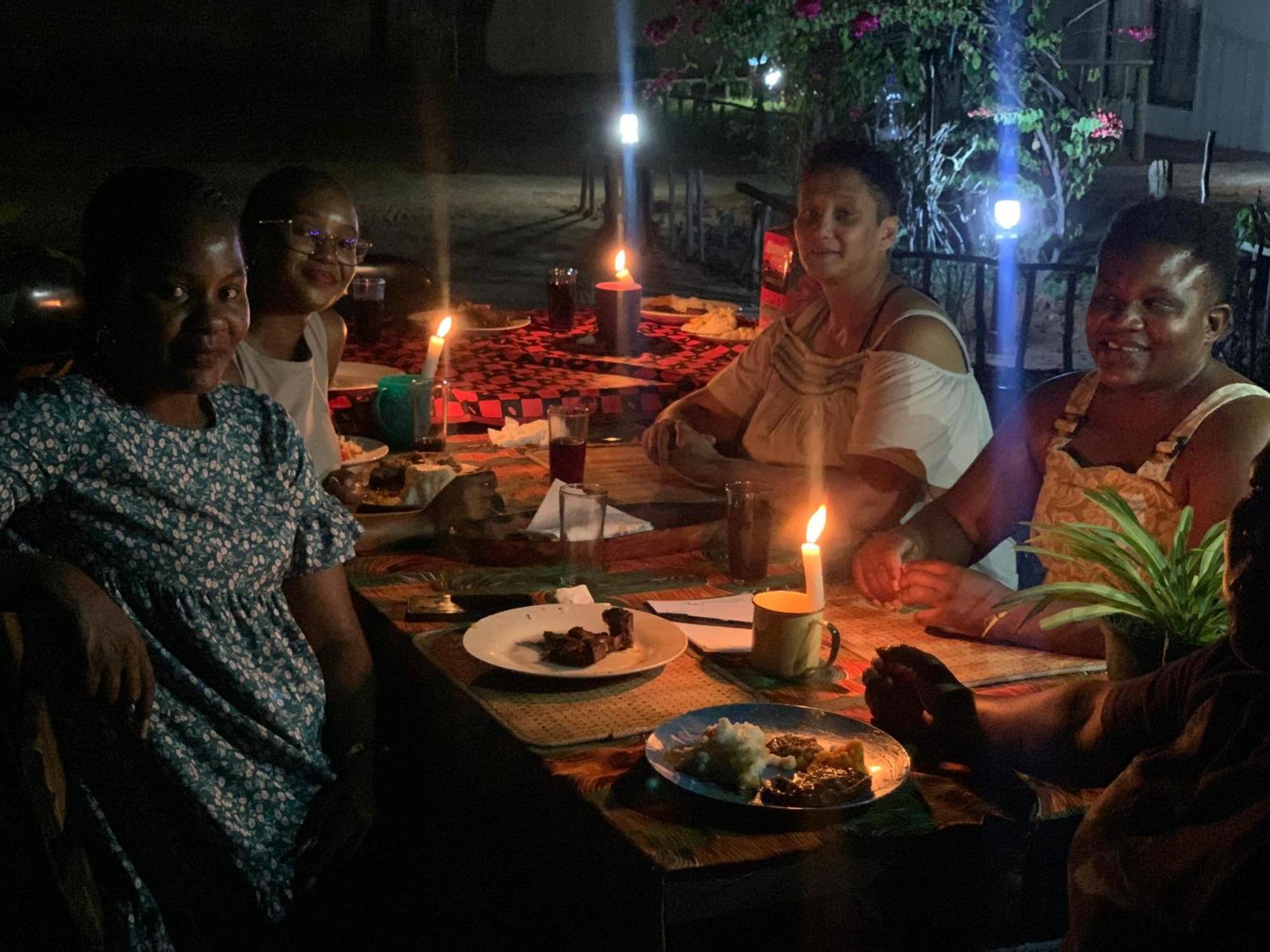 Jungle Breeze Home Stay Kasane Ngoại thất bức ảnh
